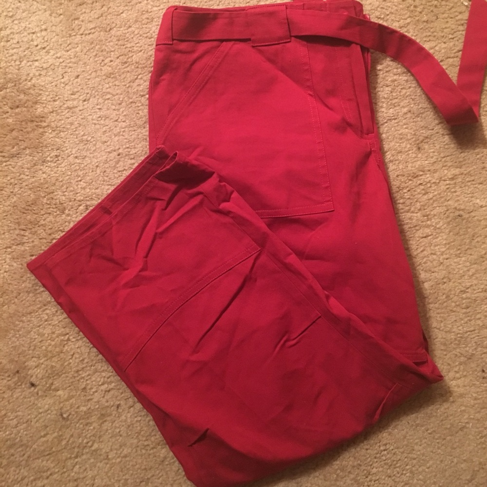 Q.U.E, Capri dark red Capri pants brand new